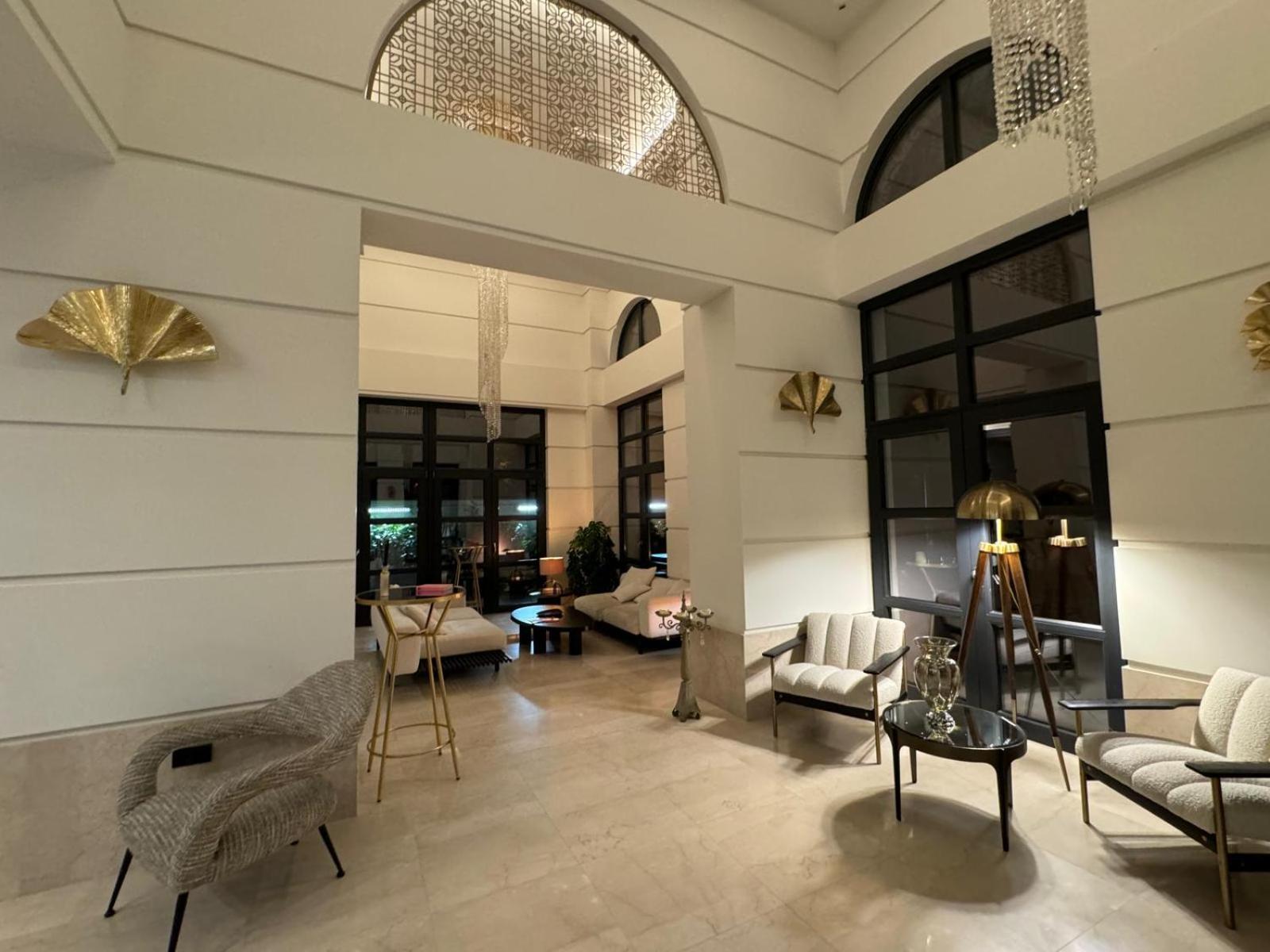 Cosmopolita Boutique Hotel Timişoara Exterior foto