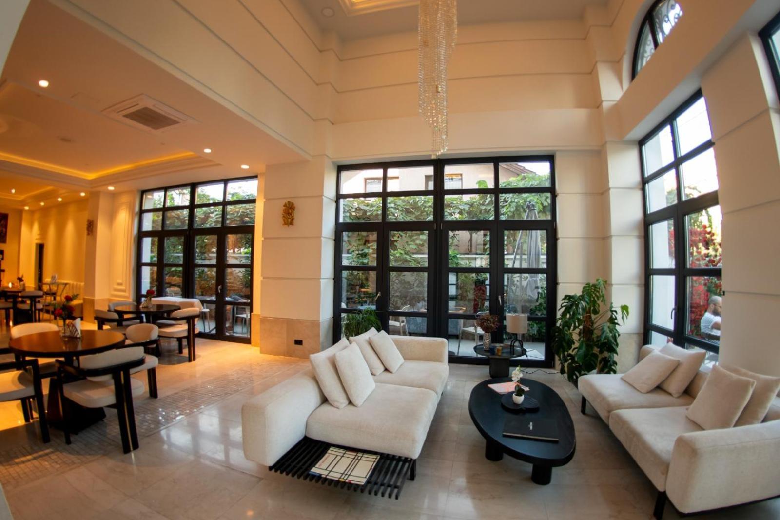 Cosmopolita Boutique Hotel Timişoara Exterior foto